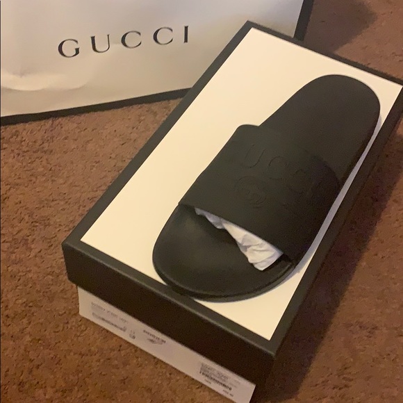 Gucci Shoes - Gucci flip flops